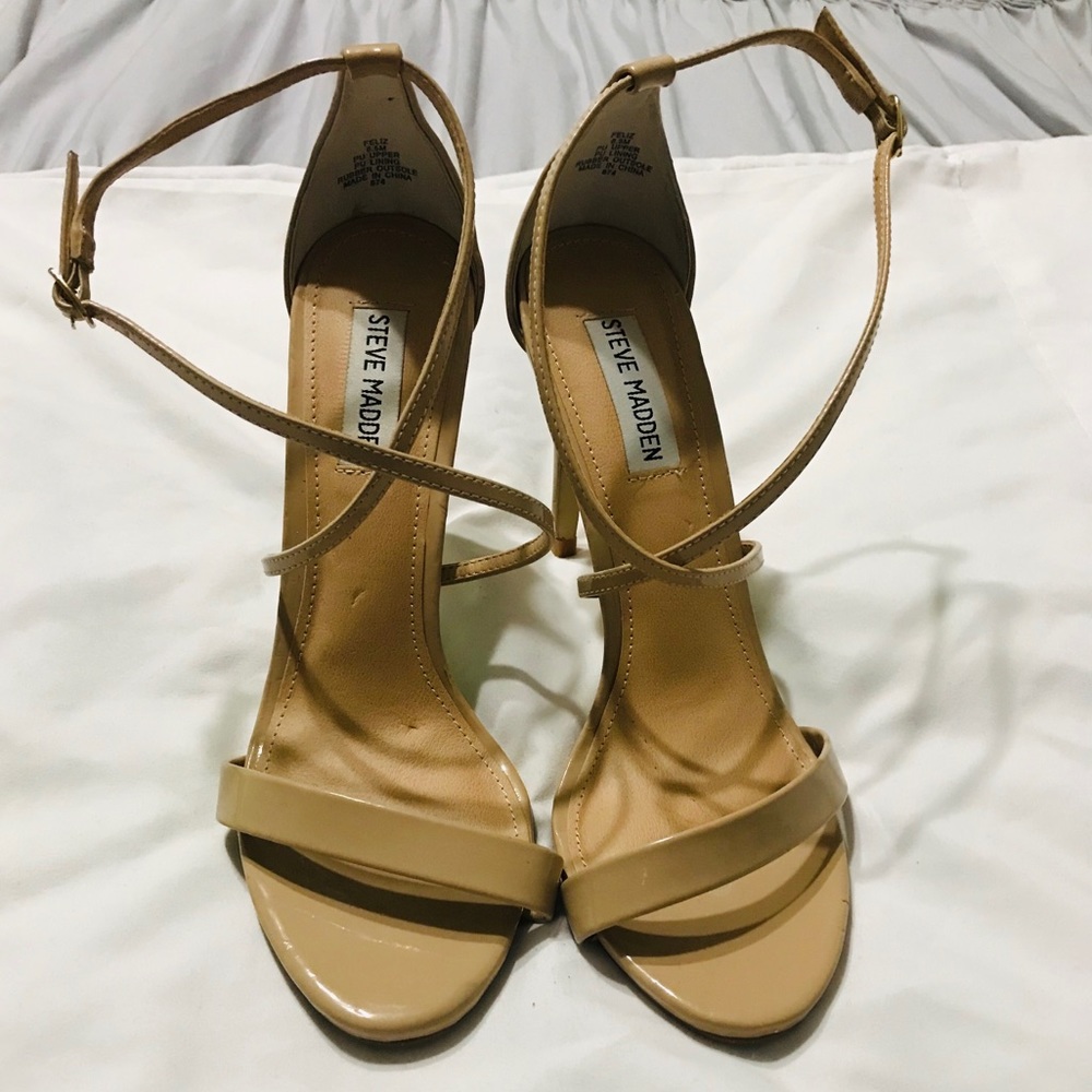Heels - Picture 2 of 3